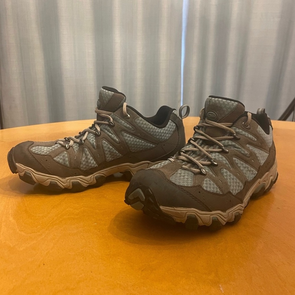 Woman’s Oboz hiking shoes